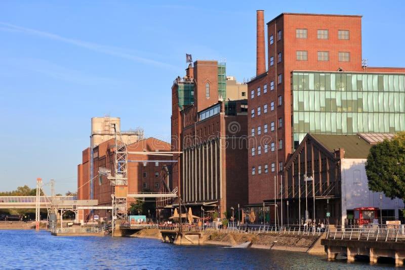 City Apartment Duisburg 1#Netflix &Wlan &Kingsize Bett &Kaffee Maschine & Central & 500M Innenhafen & 2 Min U Bahn Ngoại thất bức ảnh