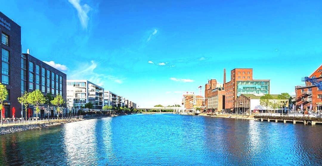 City Apartment Duisburg 1#Netflix &Wlan &Kingsize Bett &Kaffee Maschine & Central & 500M Innenhafen & 2 Min U Bahn Ngoại thất bức ảnh